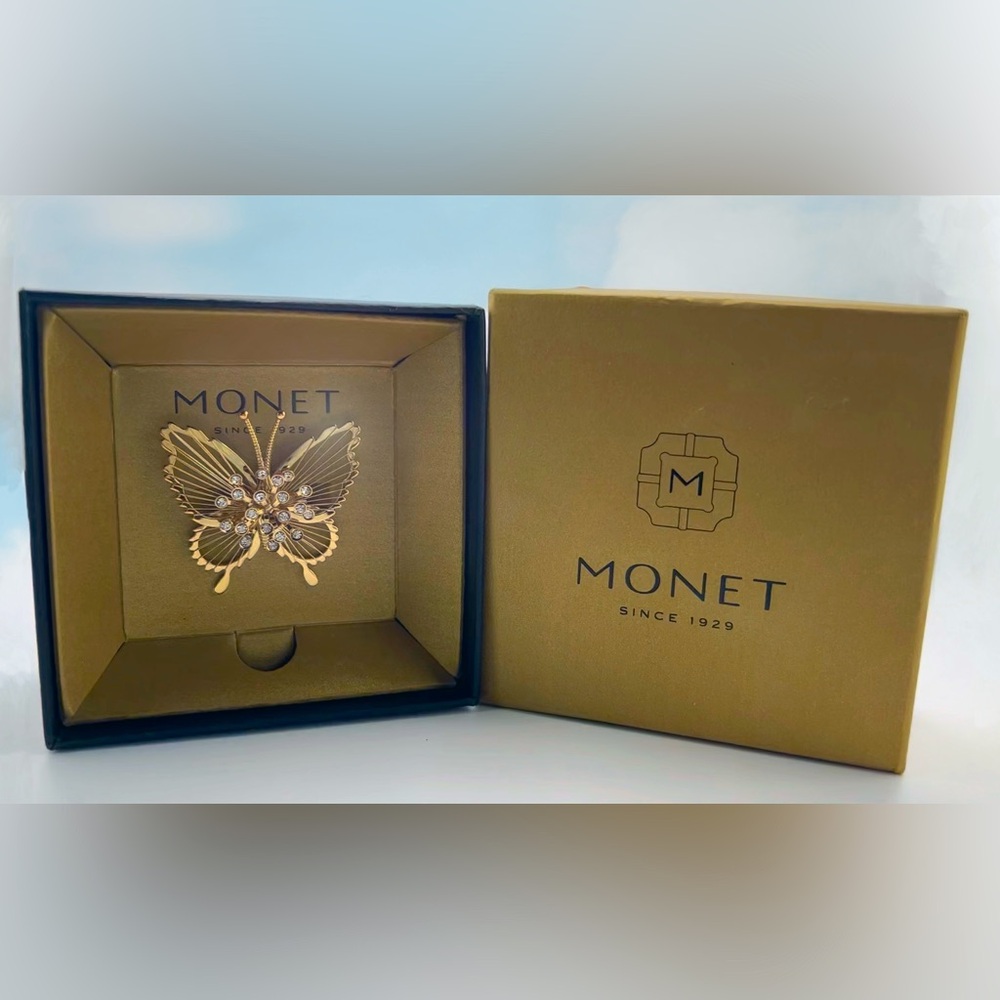 1970'𝓼 Monet Gold Spinneret Wire Butterfly Pin